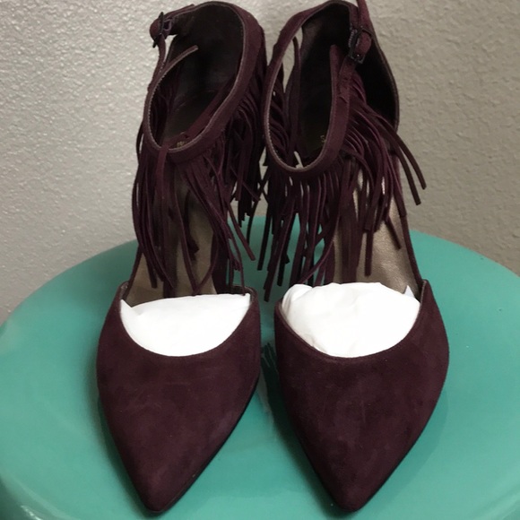 Brand New! NWOT! Stuart Weizmann Fringelica Heels! - Picture 2 of 4